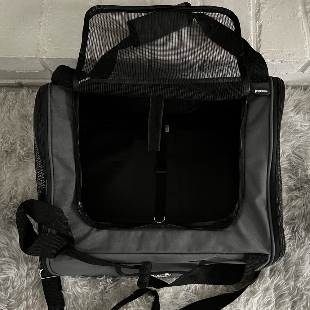 NEW Petcomer pet traveler - Picture 2 of 6